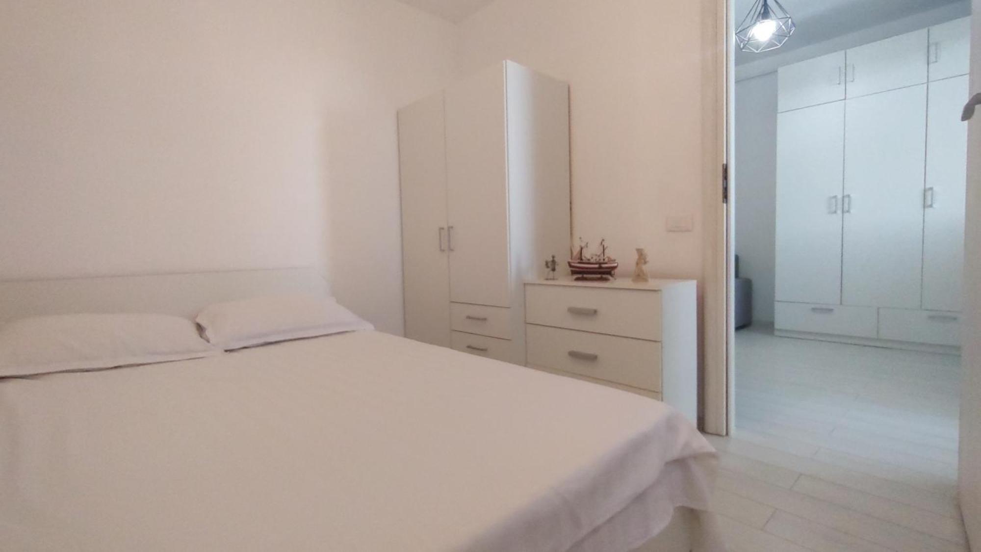Luxury 2 Free Parking Air Conditioning Espresso Modern Bright View Full Complet Utilat Appartamento *